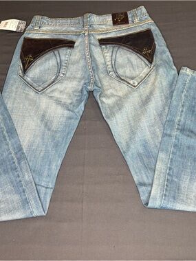 REQUIEM Straight-Leg Jeans in Light Blue Wash - Men NWT 34X35 Flap Pocket